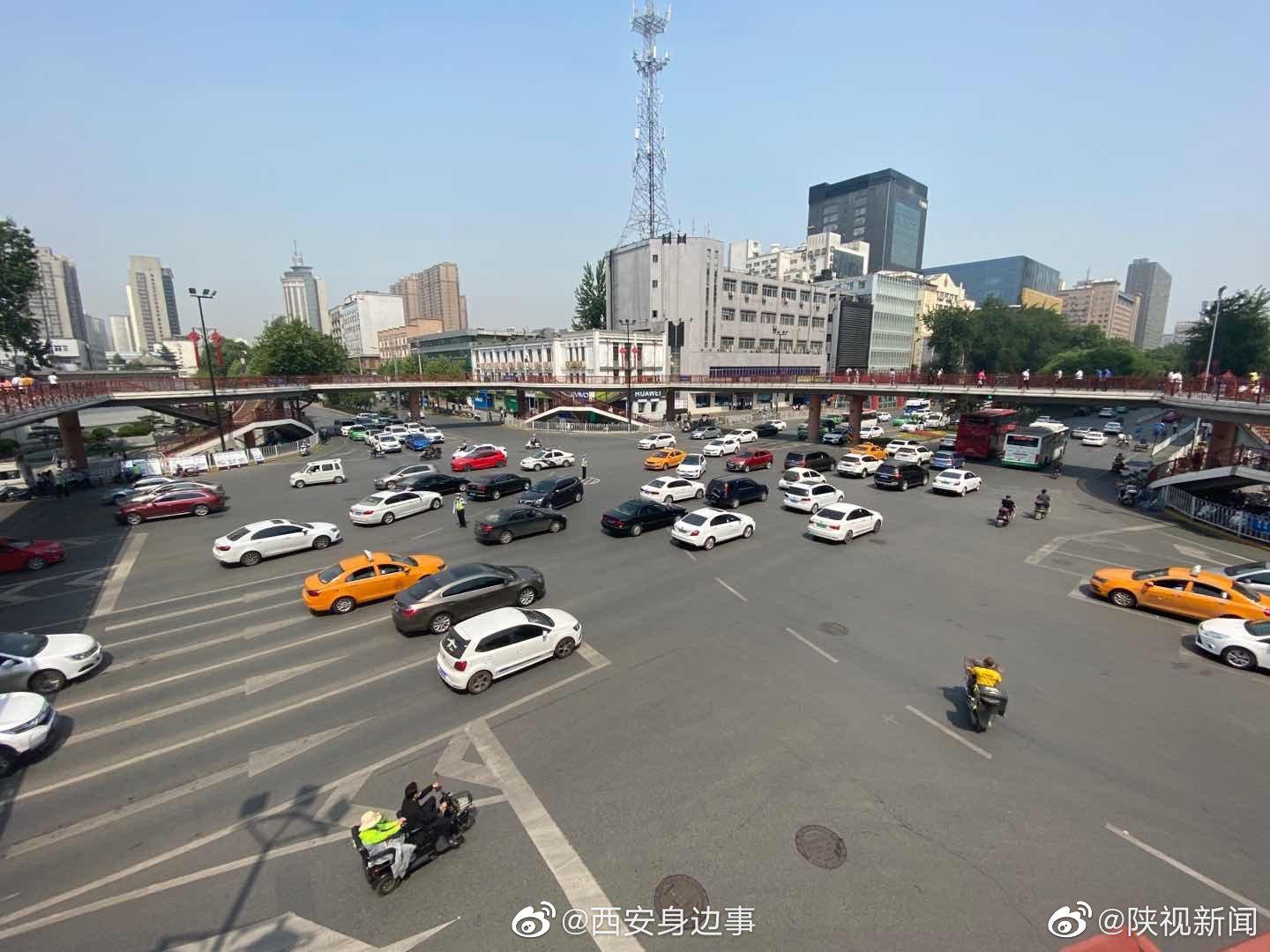 五一假期西安市内通行秩序良好今起进城方向迎小高峰