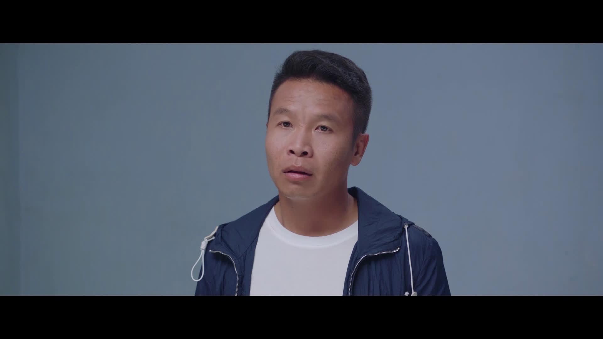 东哥@导演浩哥 看完春花姐穿新衣,这腿怎么不好使了呢!