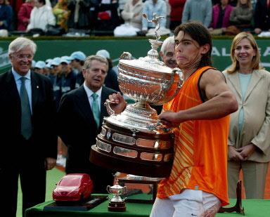 回顾|2005巴塞罗那赛：纳达尔3-0完胜费雷罗夺冠