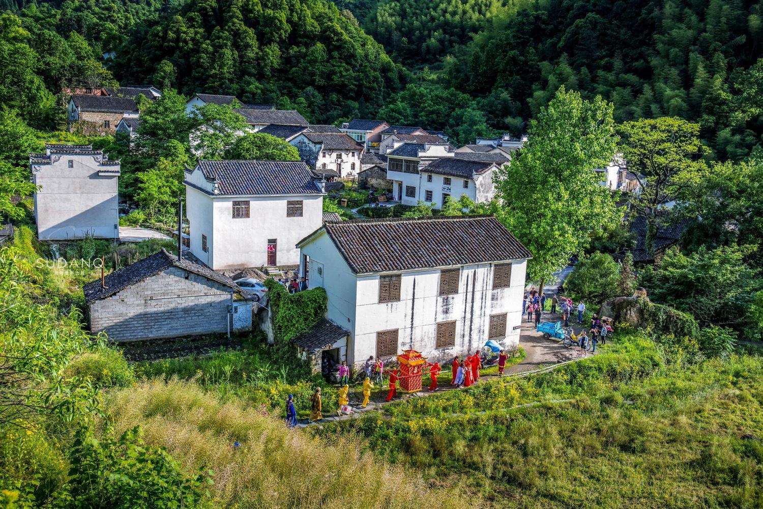 好想去安徽这个地方买个老房子养老,隐居,看花开花落