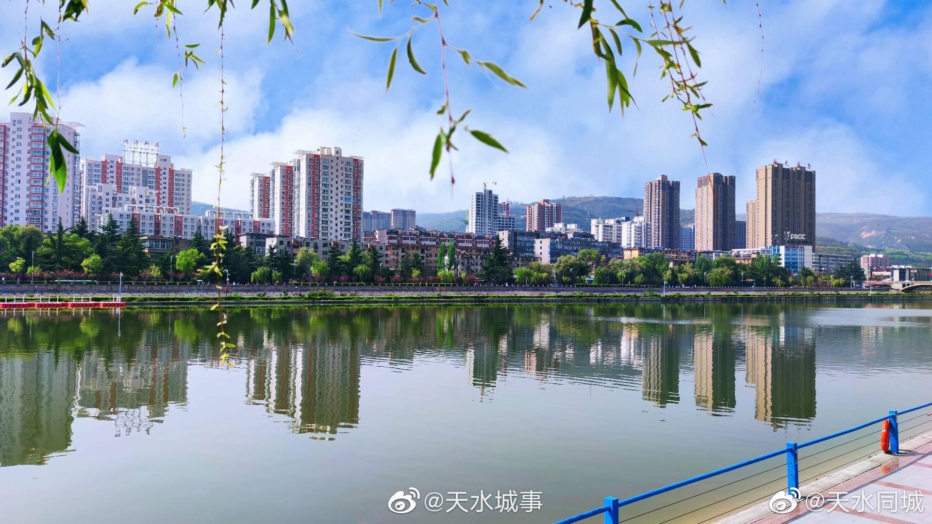 天水 藉河风情线美如画