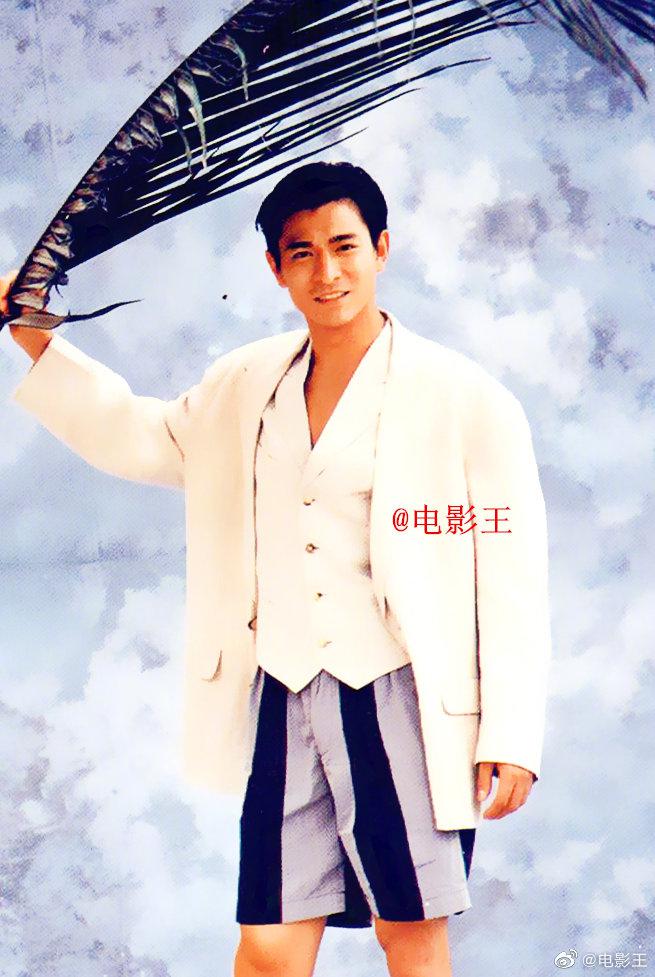 刘德华93年这组图拍得充满了油画般的质感