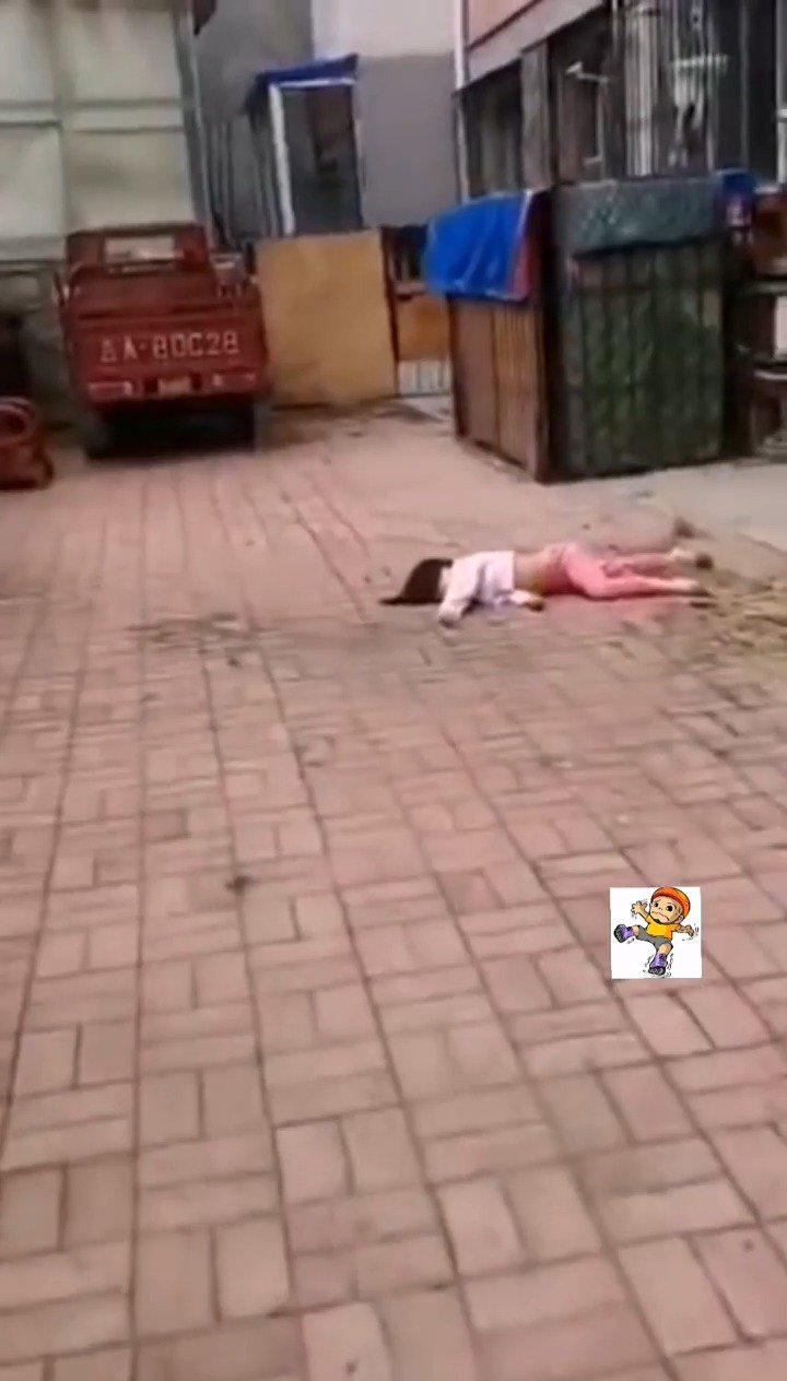 5月18日,吉林市哈达湾幸福小区一女童坠楼