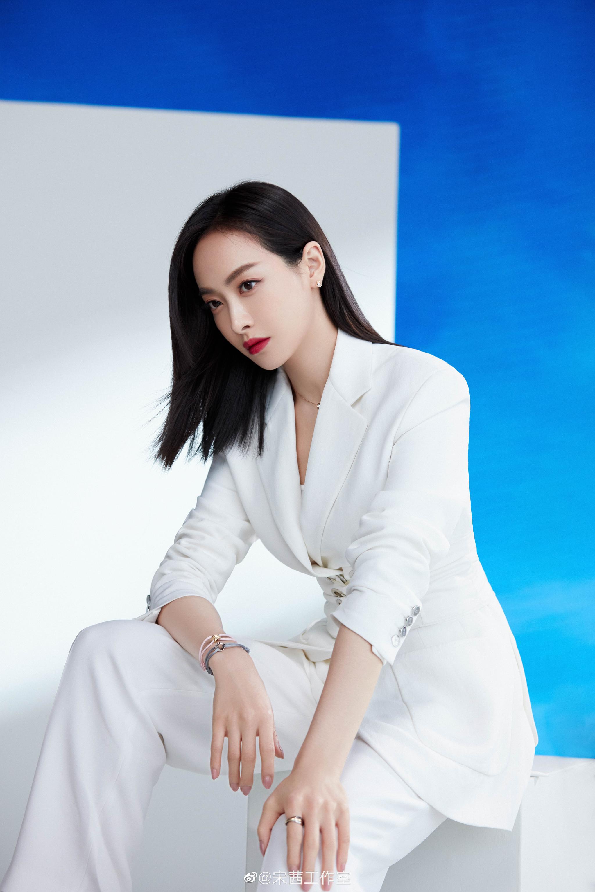 以爱跨越山海,凝聚光芒于心,所有美好都是你@宋茜 大家520快乐