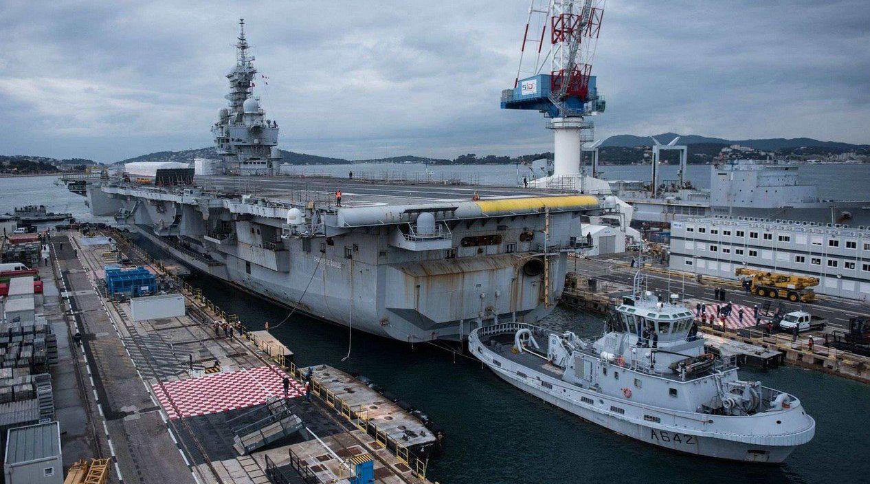 等了近十年,法国人连疫情都不顾,直接开工造航母