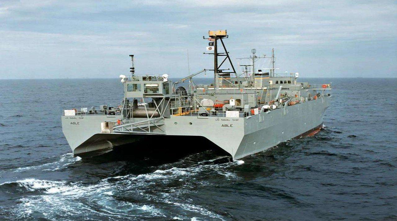在西沙活动半个月后,美侦察船驶向海南岛,抵近侦察海军基地