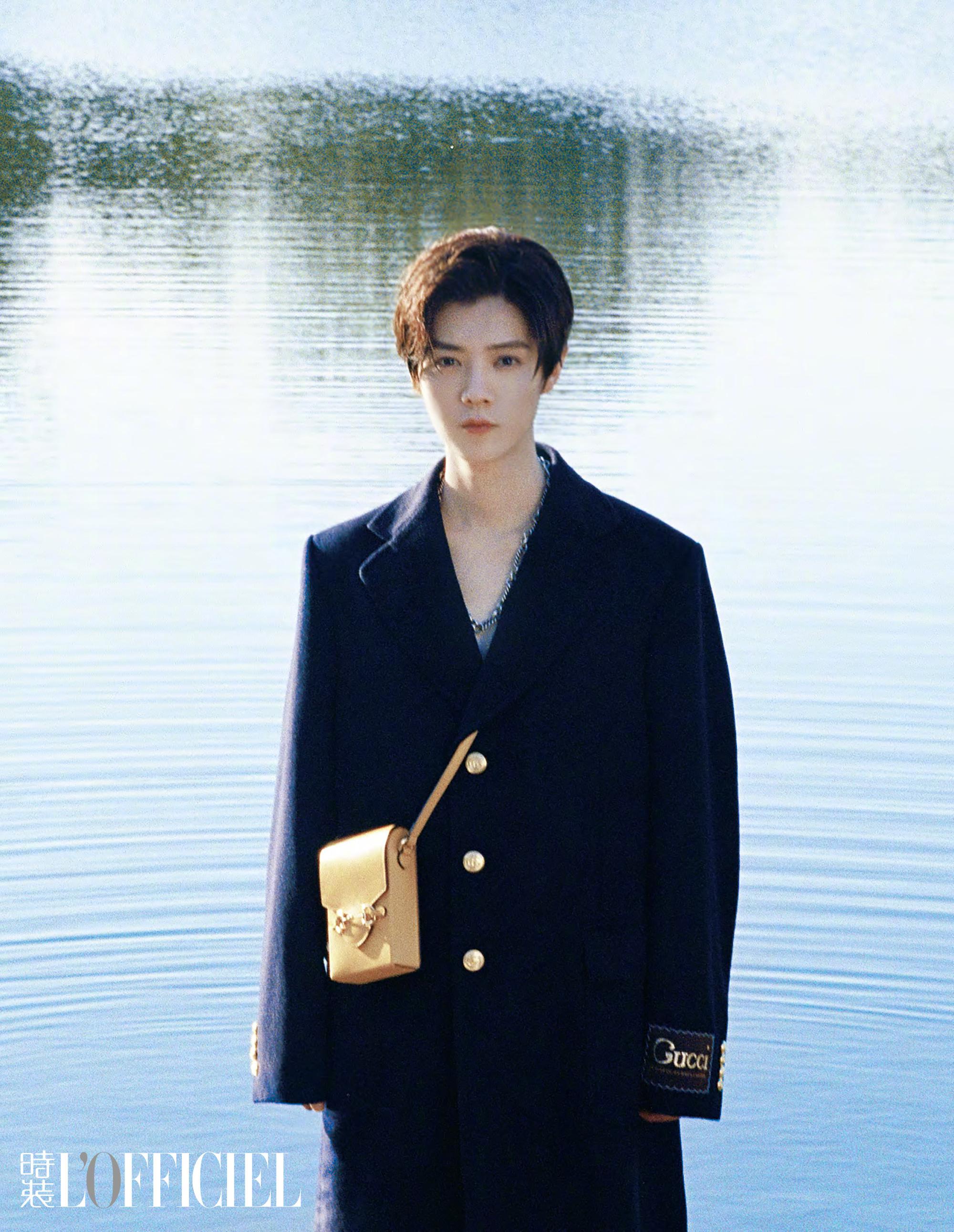 鹿晗《时装lofficiel》杂志六月刊封面时尚大片