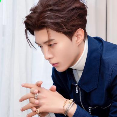 海报说##戴戒指好看的男明星#    戒指堪称杀伤力满点的配饰单戴