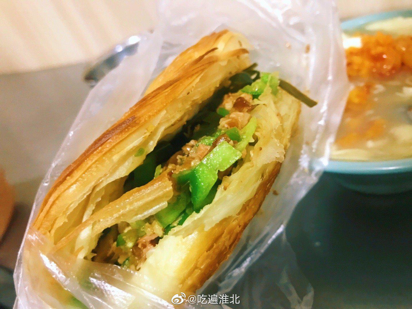来友谊巷逛吃逛吃 豆腐脑大王烤面筋肉夹馍