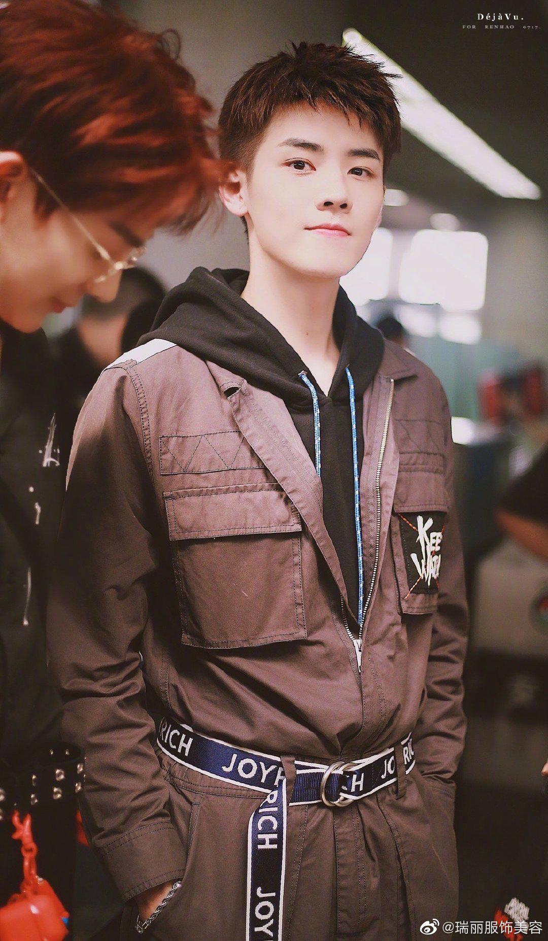 连体裤|任豪|姚琛_新浪新闻