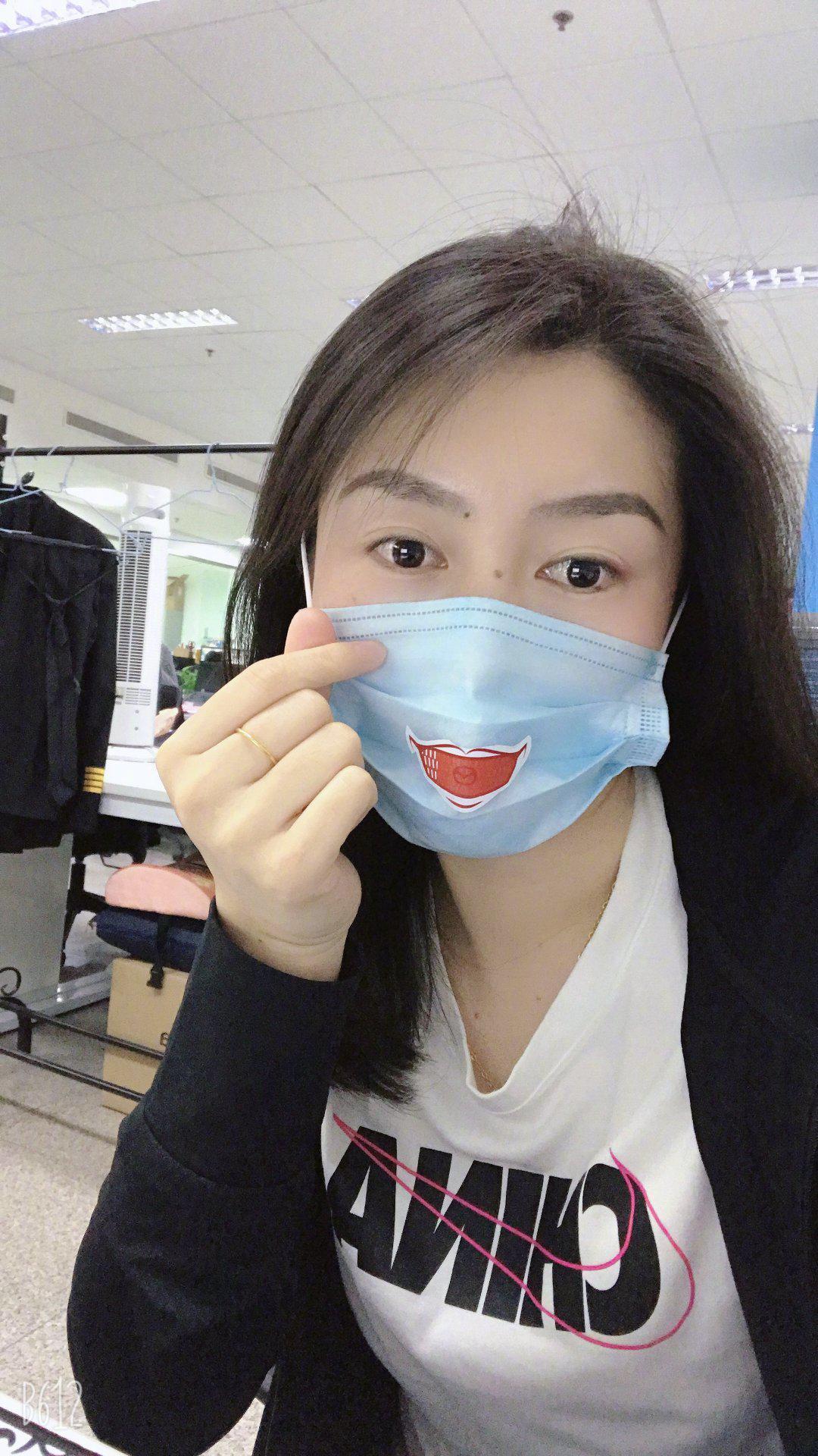 近四个月的口罩生活,千篇一律的口罩脸,安心