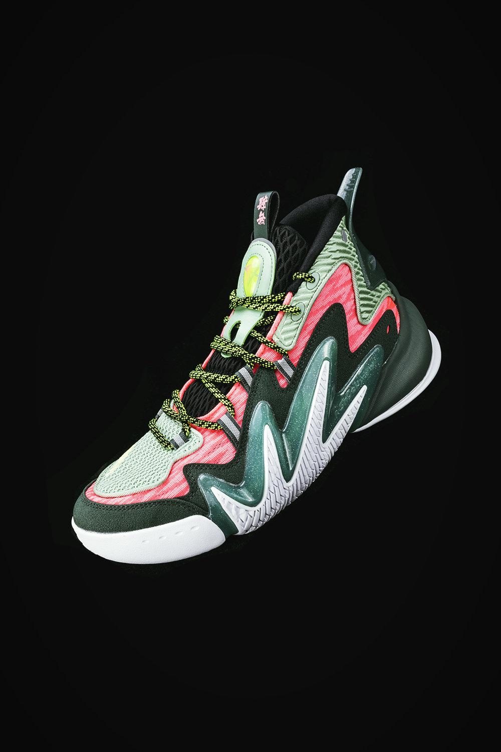 安踏全新要疯系列今天正式发布