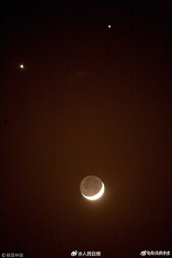 6月9日双星伴月:木星,土星"合"月