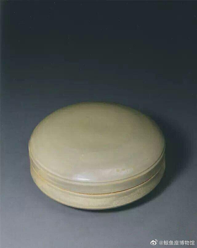 英国博物馆里的越窑精品秘色瓷