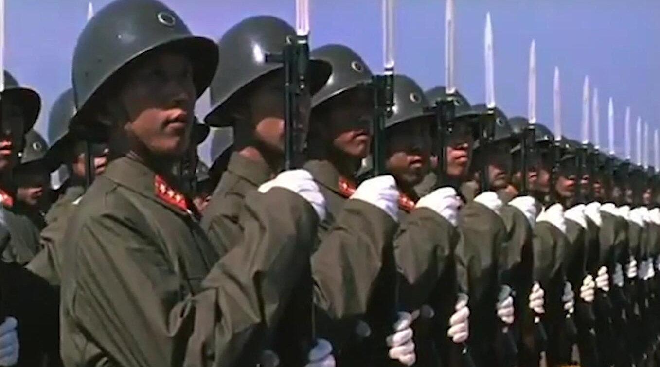 珍贵的彩色影像记录1959年的阅兵仪式场景威武壮观67