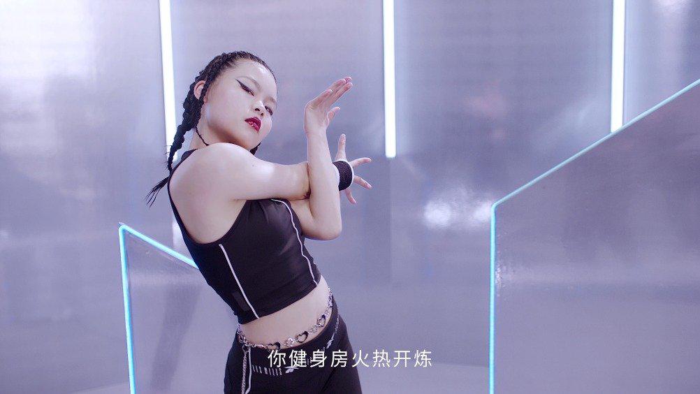 今日宣布@3unshine-cindy 范丽娜成为品牌挚友