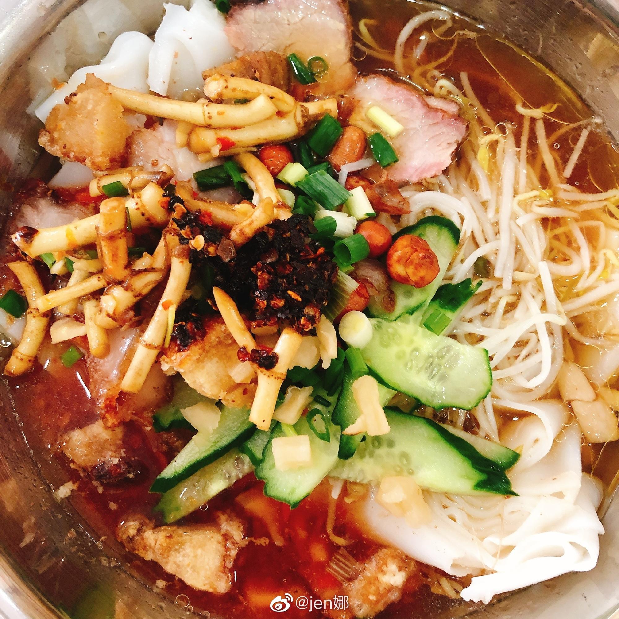 分享: 打卡·金州路·河池风味米粉店 太好吃了吧……南宁吃货王 2020