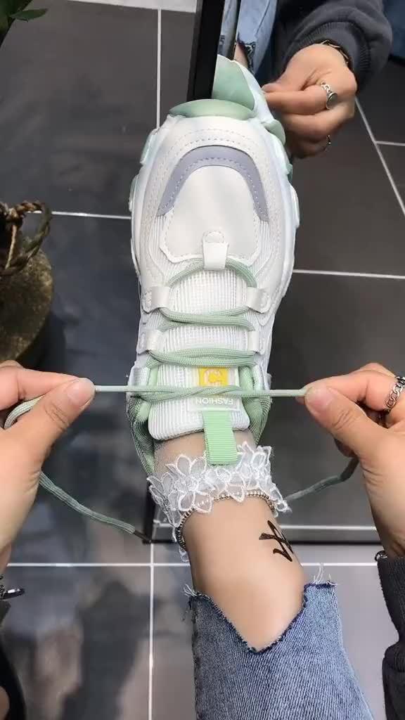 老爹鞋,这样系鞋带,你就是这条街最靓的姑娘!
