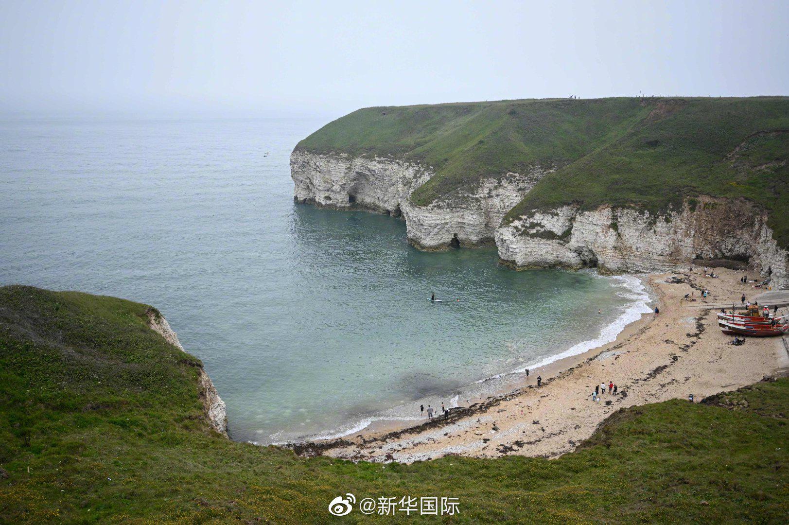 一架美军战机在英国北部海域坠毁