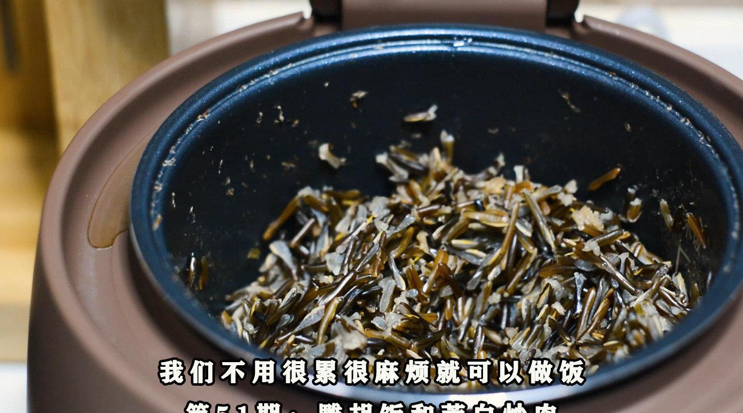 00:40 外婆菜炒茭白 03:51 第五十一期 雕胡饭和茭白炒肉. 杜甫有