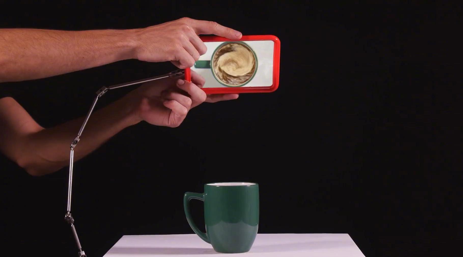 以色列摄影师ben ouaniche使用探针镜头拍摄的视频……_新浪新闻