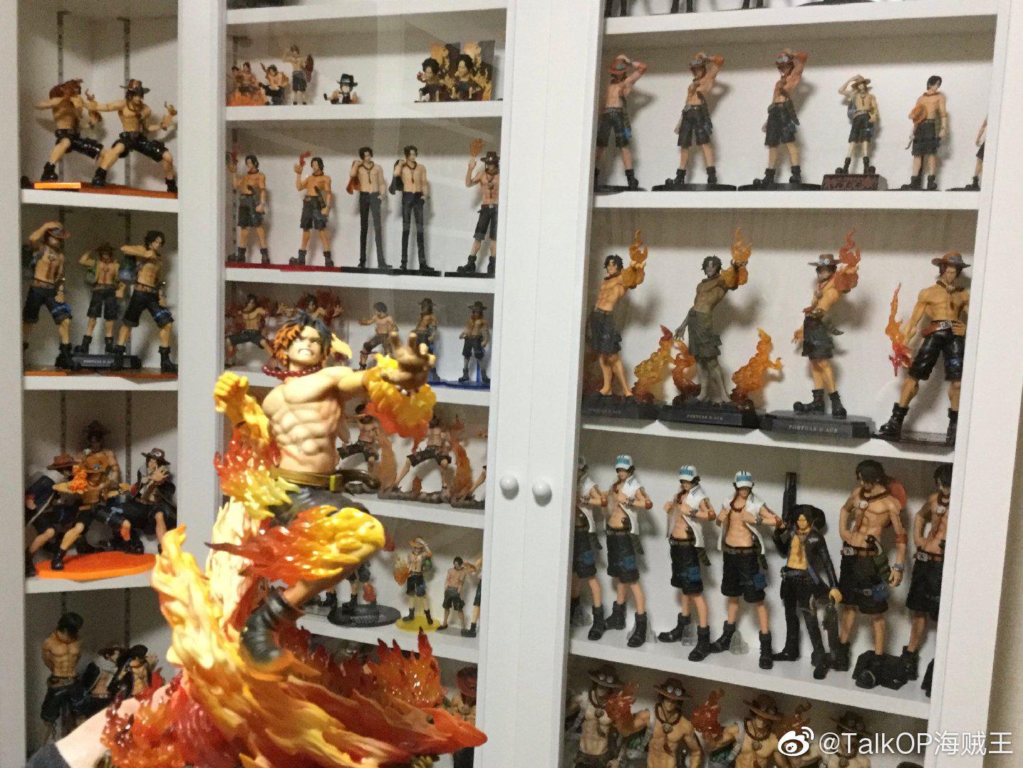 艾斯声优古川登志夫今天又双叒晒出了他的艾斯手办墙