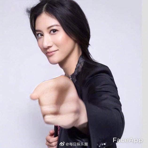 当熟悉的男明星变身女性