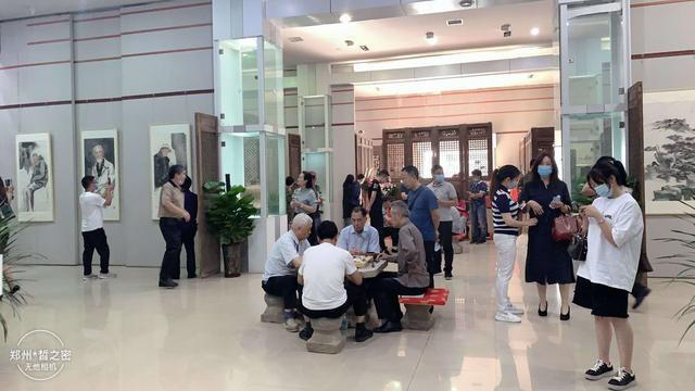 中国画名家邀请展暨中原围棋比赛在郑州开幕