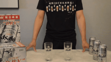 讓啤酒好喝十倍的倒酒訣竅!試過後竟然……_新浪眾測