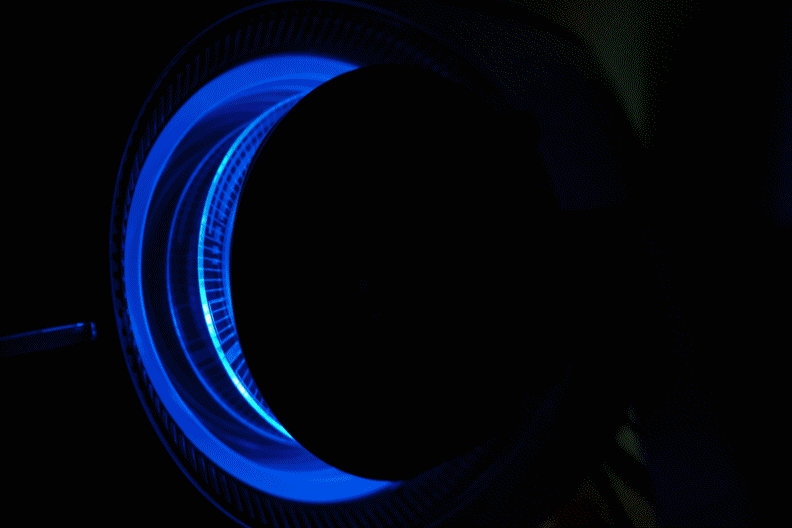 Samsung玄龍騎士G9顯示器入手—體驗VR一般的沉浸_新浪眾測
