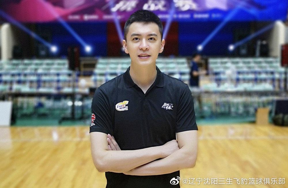 cba历史上最帅主教练上位