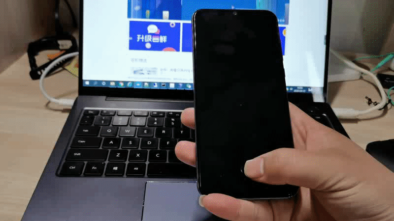 榮耀Play4T Pro:這可能是最具性價比4G手機了_新浪眾測