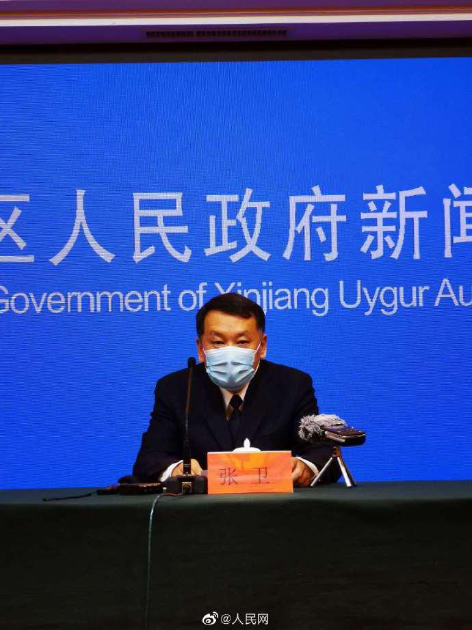 人民网|1800余名医护在乌鲁木齐开展核酸检测工作