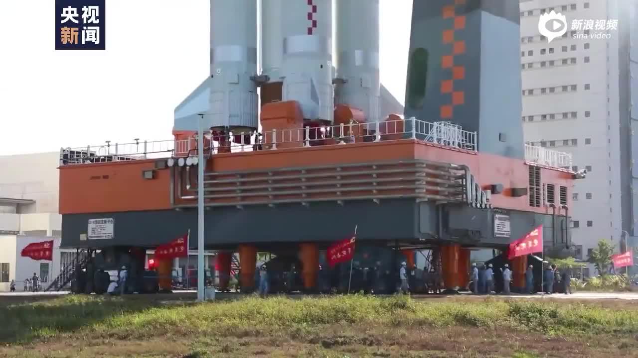 “胖五”垂直转运全过程