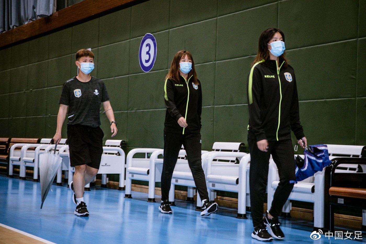 女超开赛在即5支球队已抵达海埂基地插图(2) 女超开赛在即5支球队已抵达海埂基地插图(2)