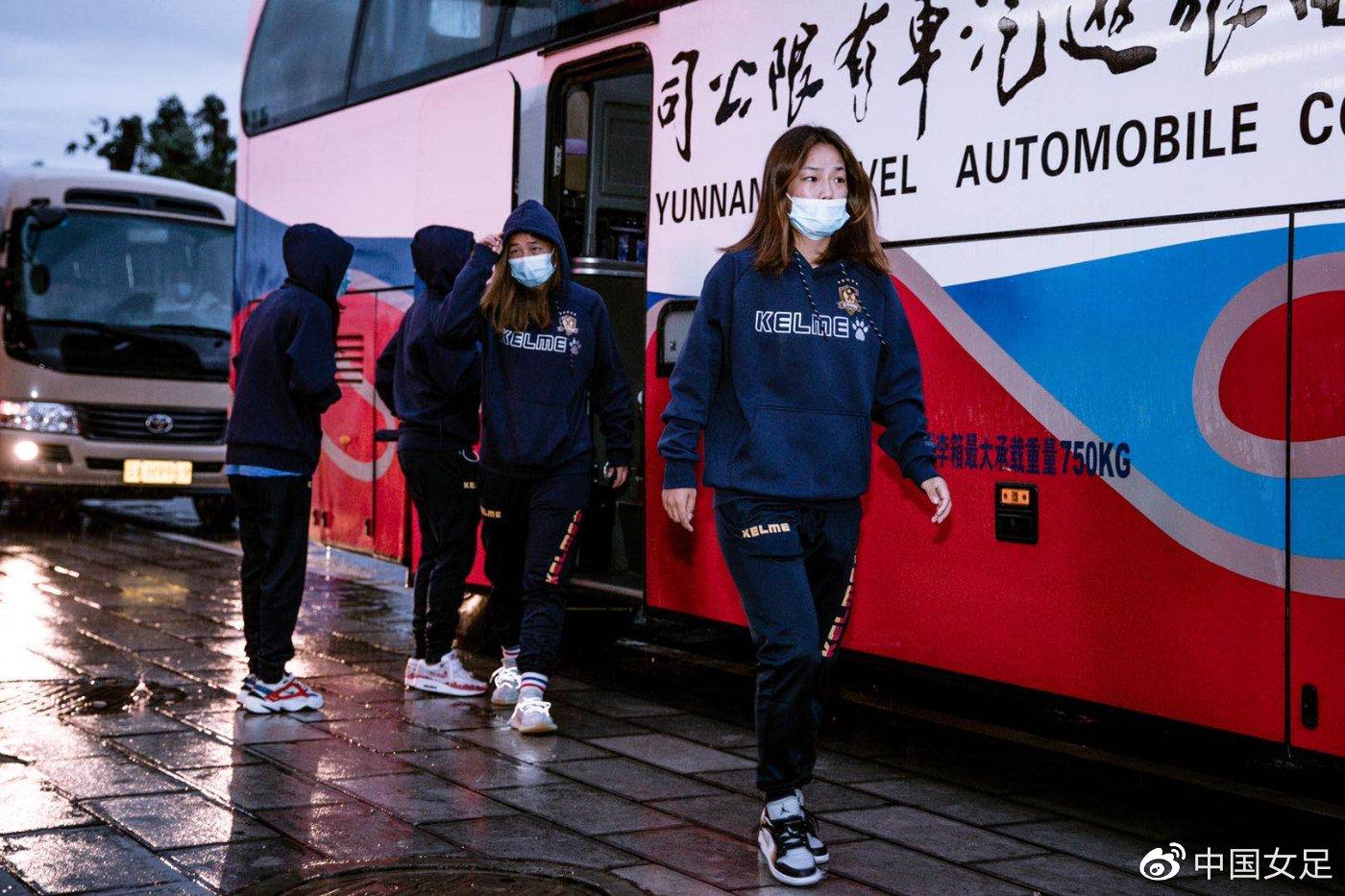 女超开赛在即5支球队已抵达海埂基地插图 女超开赛在即5支球队已抵达海埂基地插图