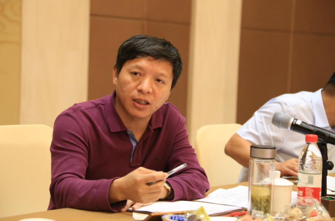 江淮汽车集团股份有限公司副总经理佘才荣先生