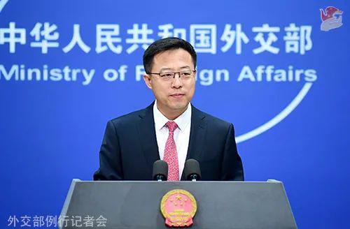 赵立坚:如果美国禁用微信 那么中国人可以不用苹果手机