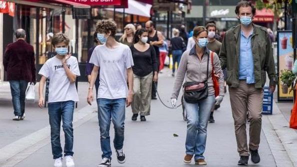 央视|8月28日起 法国口罩强制令扩展到巴黎全城及周边三省