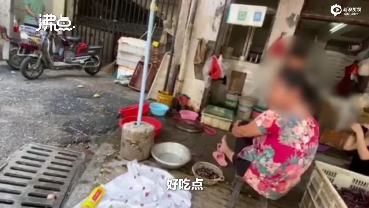 武汉市管局回应菜场偷卖野生蛙：将进行调查