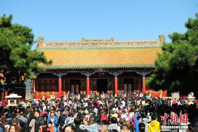 气象局：国庆假期全国大部天气适宜 空气质量较