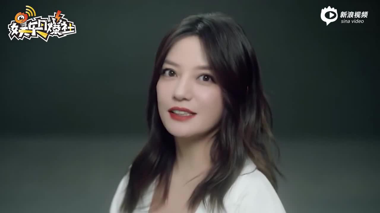 两代"小燕子"关系好!赵薇私下为黄奕加油打气