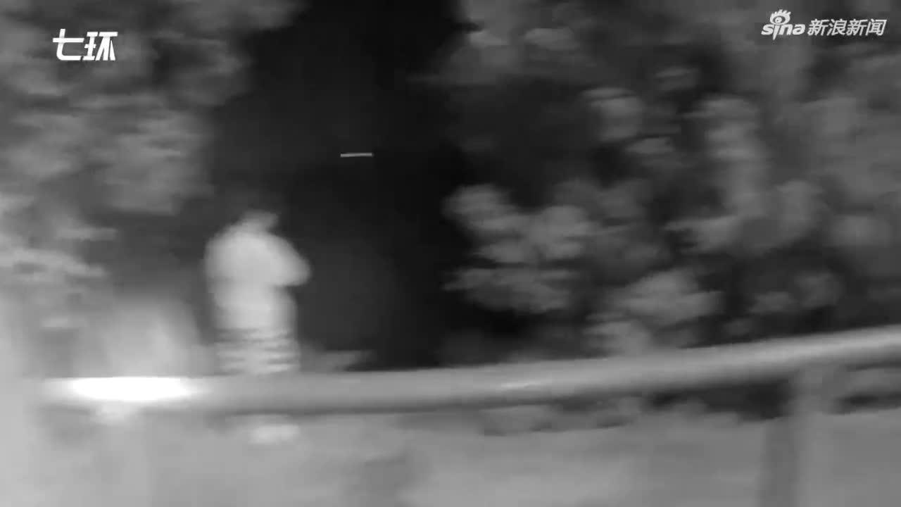 充值30万还没排到网游第一 上海一男子抛下妻女离家出走