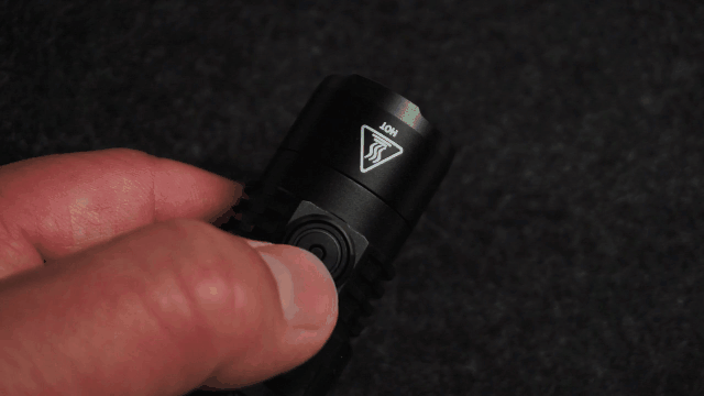 更小更強,NITECORE MH12S戰術手電_新浪眾測