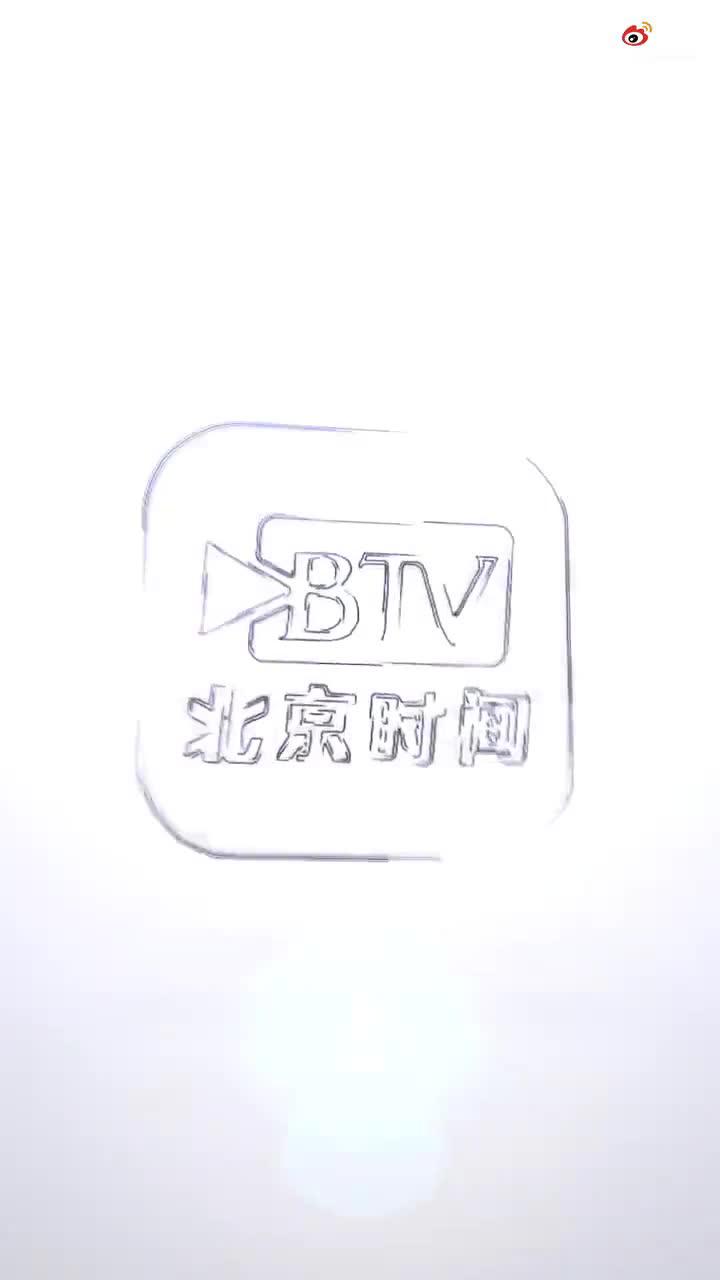 山西朔州二中家属楼自来水变粉红色 自来水公司已上门取样调查