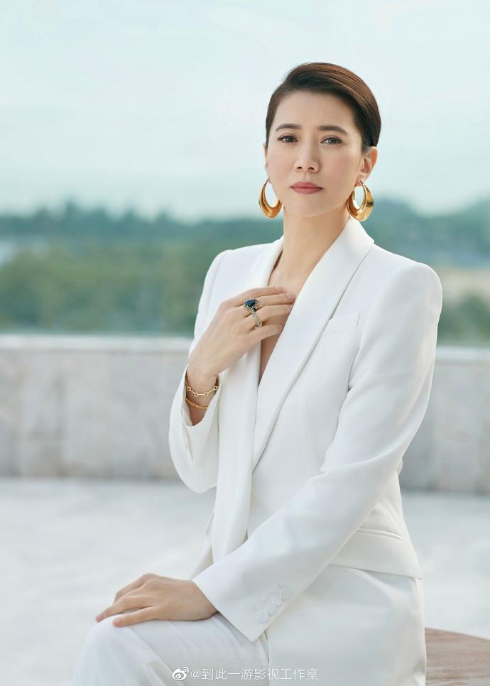 被指脾性不好袁咏仪霸气回怼网友跟你合作过吗