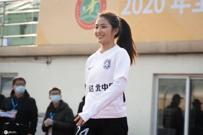 天天“拿女足挤兑男足” 她们的竞赛你们真关注了?