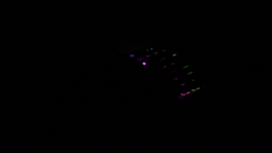 用過最貴的鍵盤 海盜船K100 RGB 機械鍵盤評測_新浪眾測