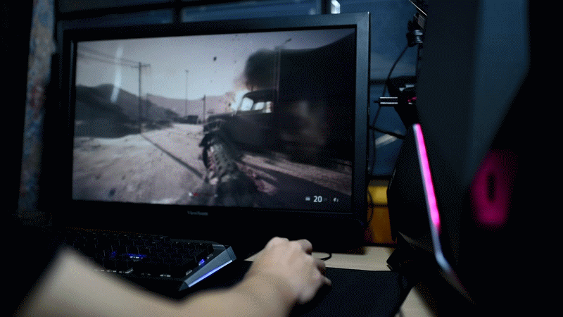 指哪打哪系列-HyperX Surge巨浪RGB有線滑鼠_新浪眾測