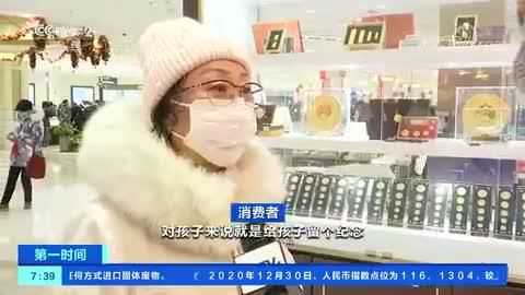 牛年贺岁黄金饰品热卖：金店纷纷增加“牛”元素